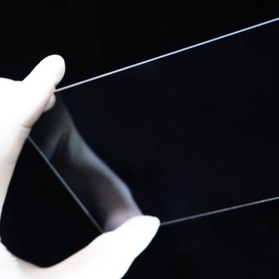 Materiais primários de vidro óptico de alta resistência de aluminosilicato em ultra-claro 1,1 mm 1,5 mm 2 mm para tamanho regular 1300 * 1100 mm